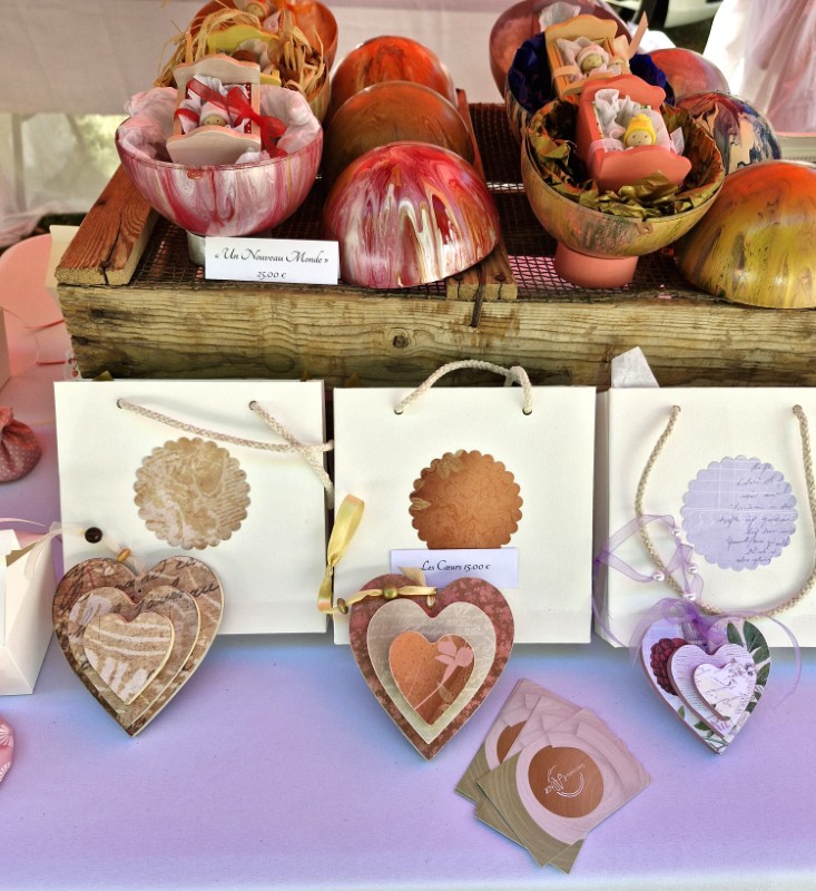 Souvenirs d'Alice Gard stand Barjasoie à Barjac Gard, présentation des nouveautés