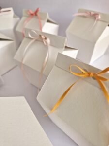 Souvenirs d'Alice Gard boite cadeau collection les P'tites Chéries fait main