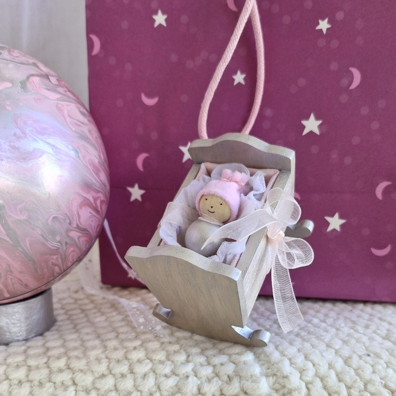 Souvenirs d'Alice Gard Nouveau Monde ROMY un mini Bébou installé dans son petit monde un cadeau pour les futurs grands parents